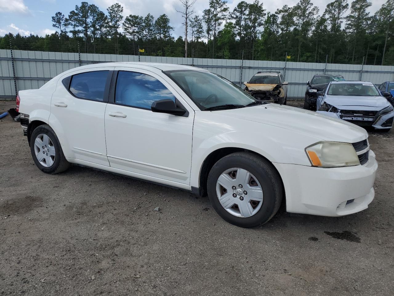 1B3LC46K18N687428 2008 Dodge Avenger Se