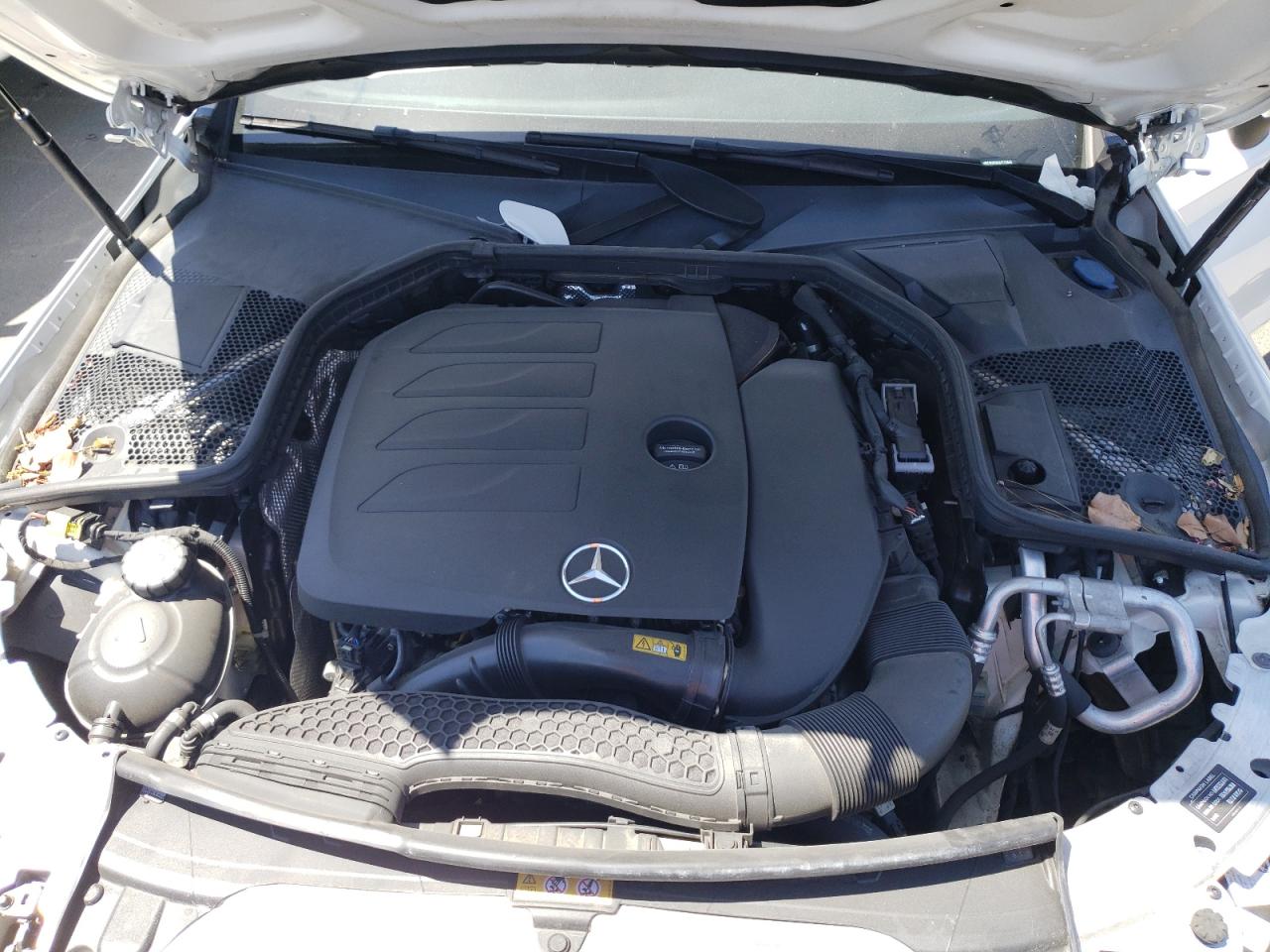 WDDWJ8DB2KF775844 2019 Mercedes-Benz C 300