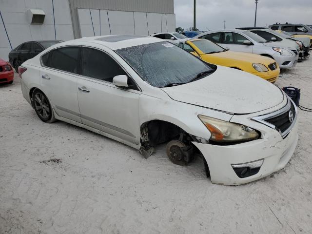 2015 Nissan Altima 2.5 VIN: 1N4AL3AP7FC239910 Lot: 54336114