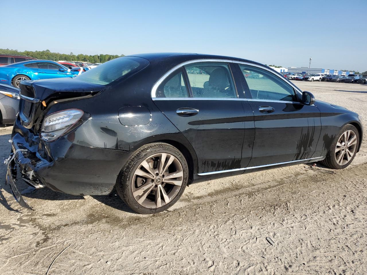 WDDWF4JBXJR422442 2018 Mercedes-Benz C 300