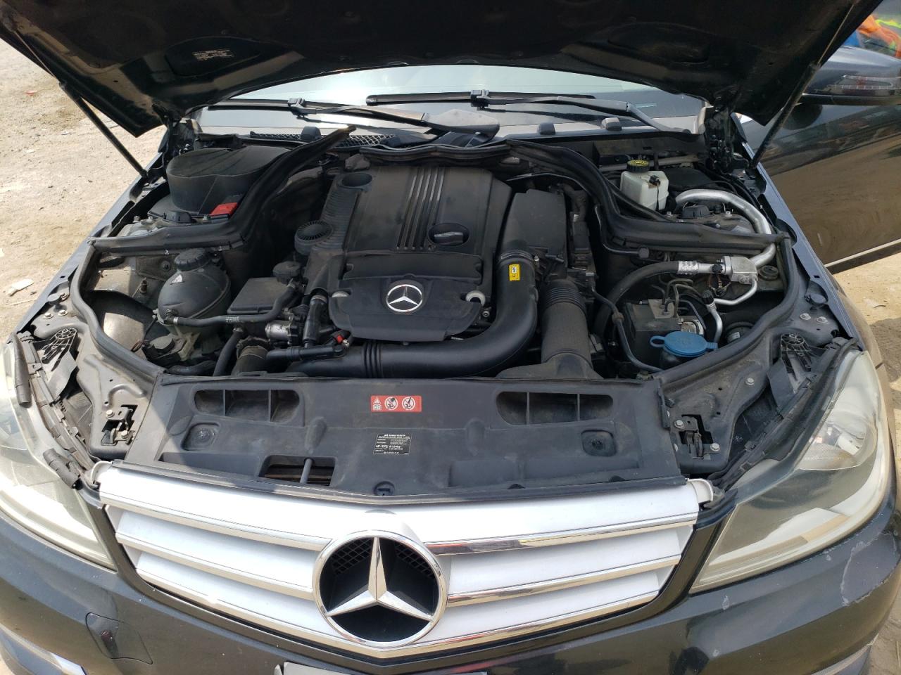 WDDGF4HB1CR233465 2012 Mercedes-Benz C 250