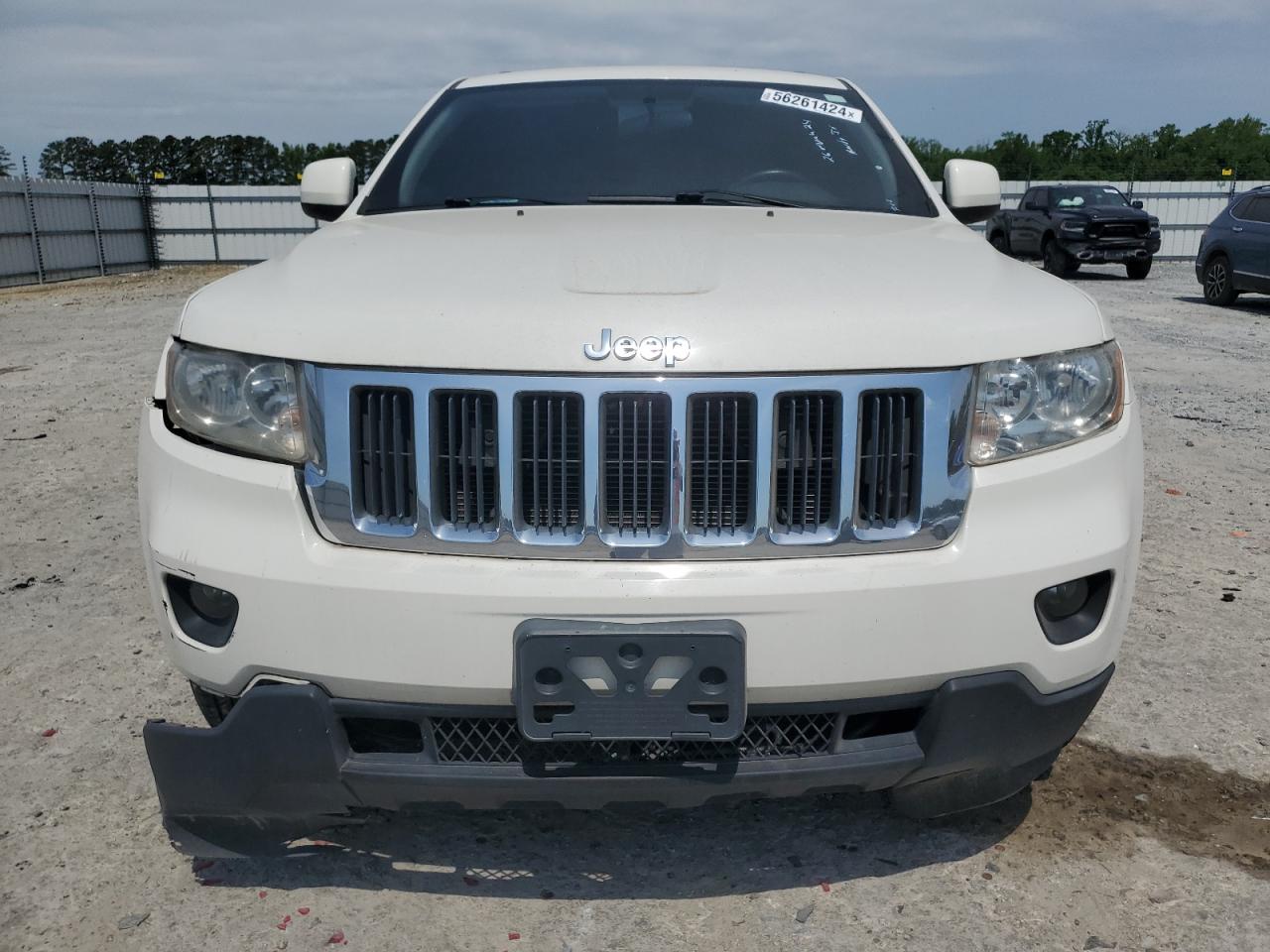 1J4RS4GG4BC591490 2011 Jeep Grand Cherokee Laredo