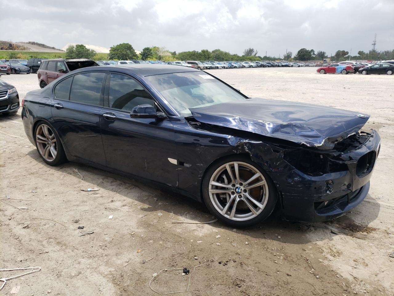 2014 BMW 750 Xi vin: WBAYB6C59ED224906