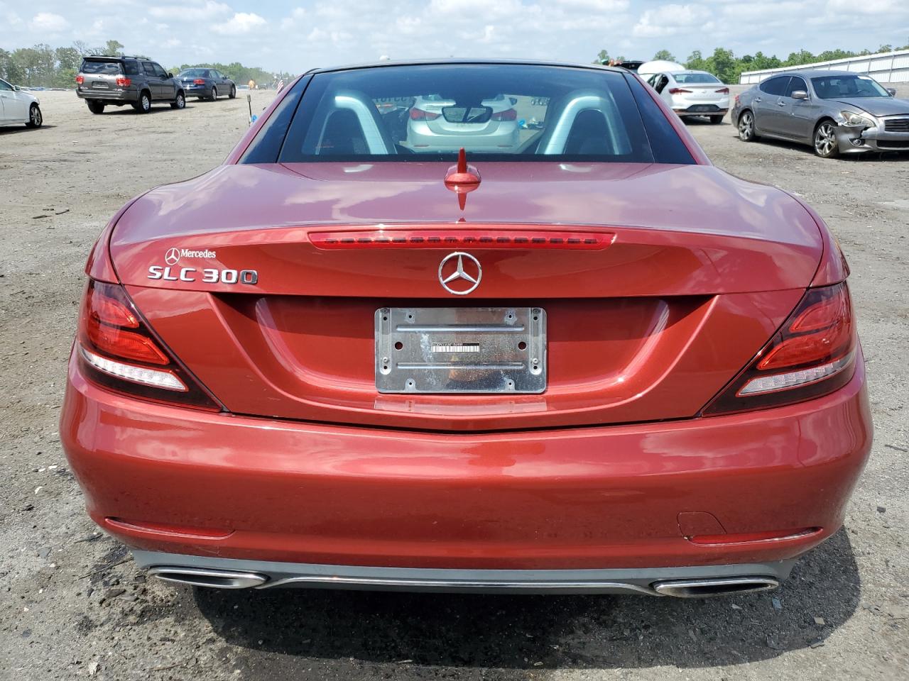 WDDPK3JA2KF156905 2019 Mercedes-Benz Slc 300