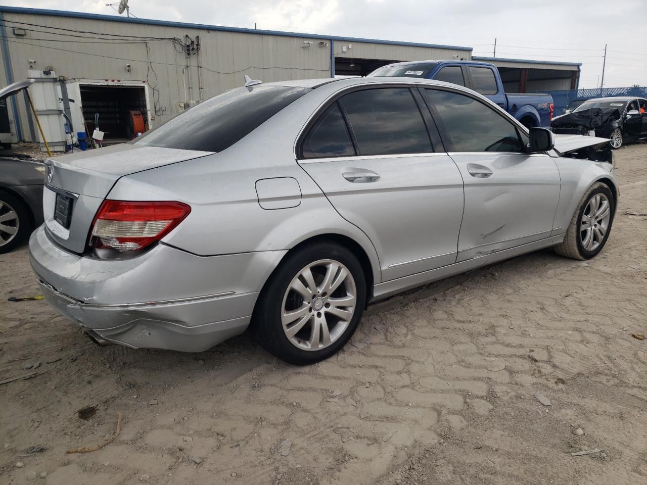 WDDGF54XX8R034395 2008 Mercedes-Benz C 300