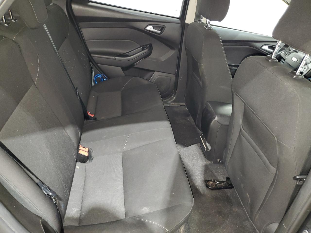 1FADP3F28HL231672 2017 Ford Focus Se