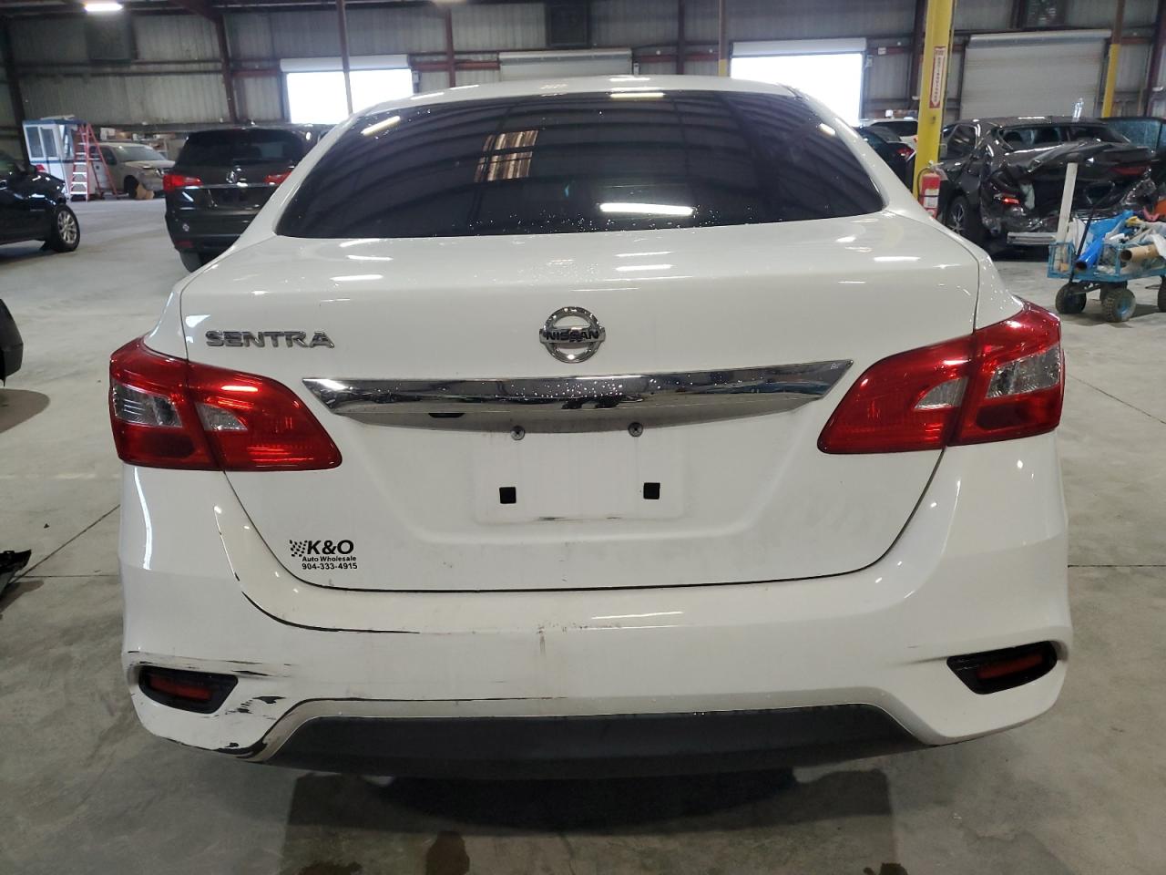 3N1AB7AP4JY228015 2018 Nissan Sentra S