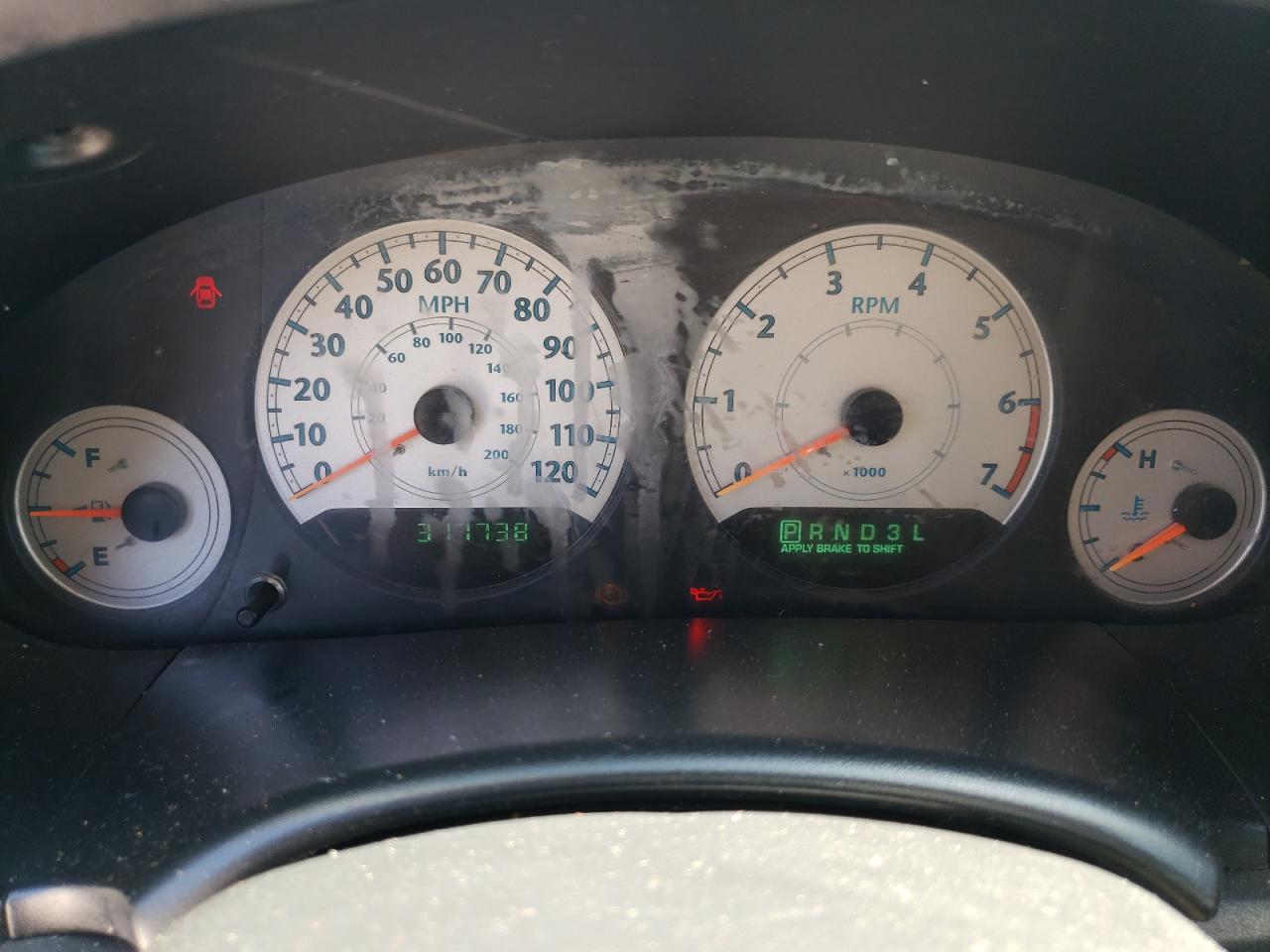 2C4GP44R15R440302 2005 Chrysler Town & Country Lx