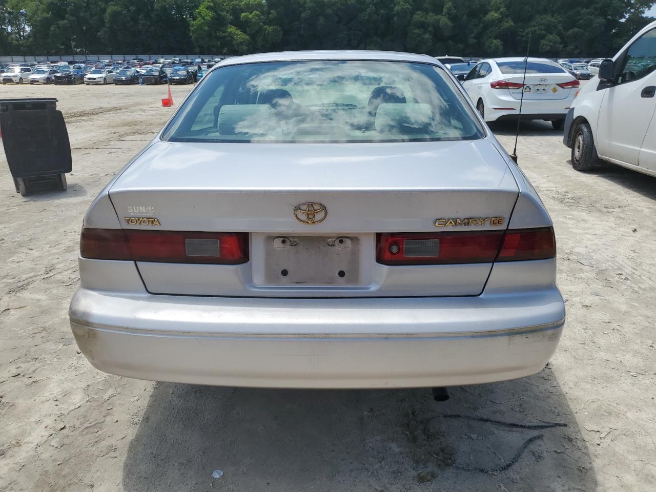 4T1BG22K0WU366357 1998 Toyota Camry Ce