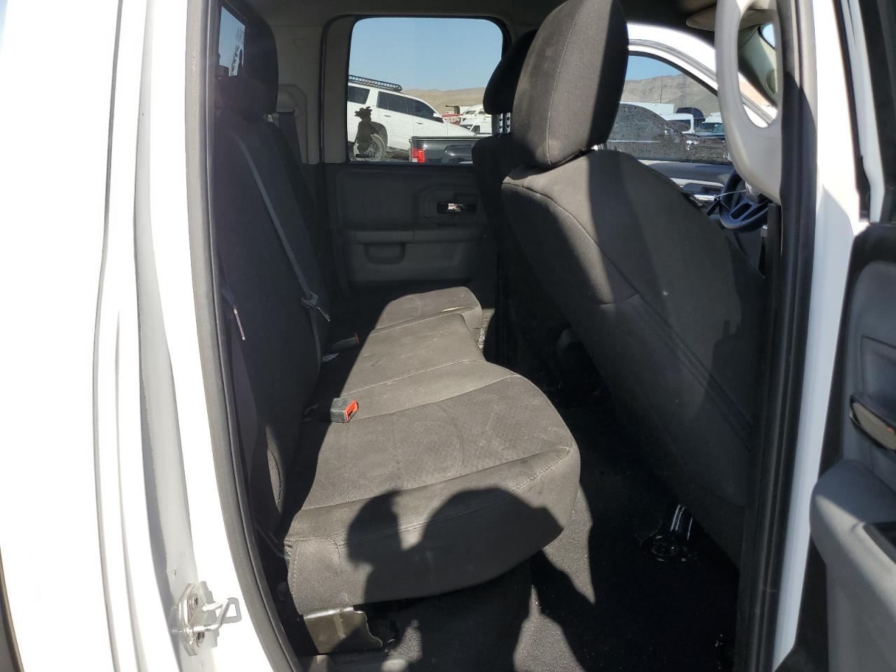 1C6RR6GT3LS126501 2020 Ram 1500 Classic Warlock