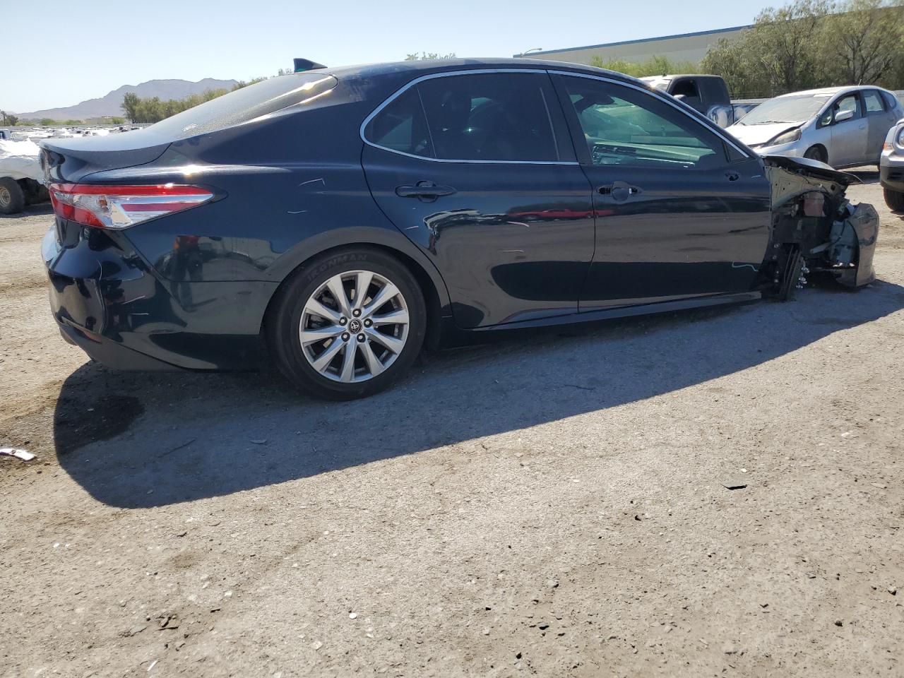 2019 Toyota Camry L vin: 4T1B11HK6KU701571