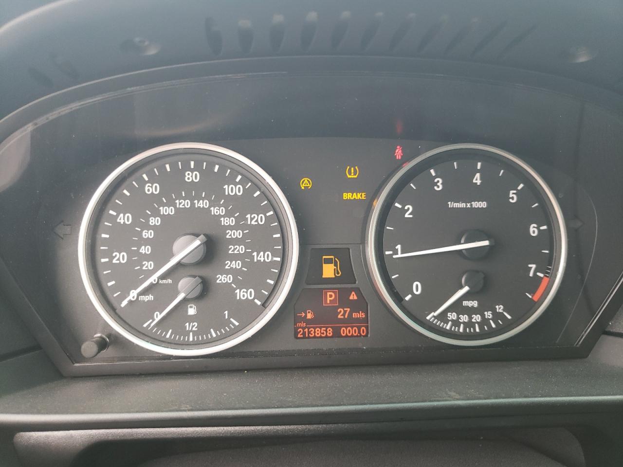 WBANV13558CZ55680 2008 BMW 528 Xi