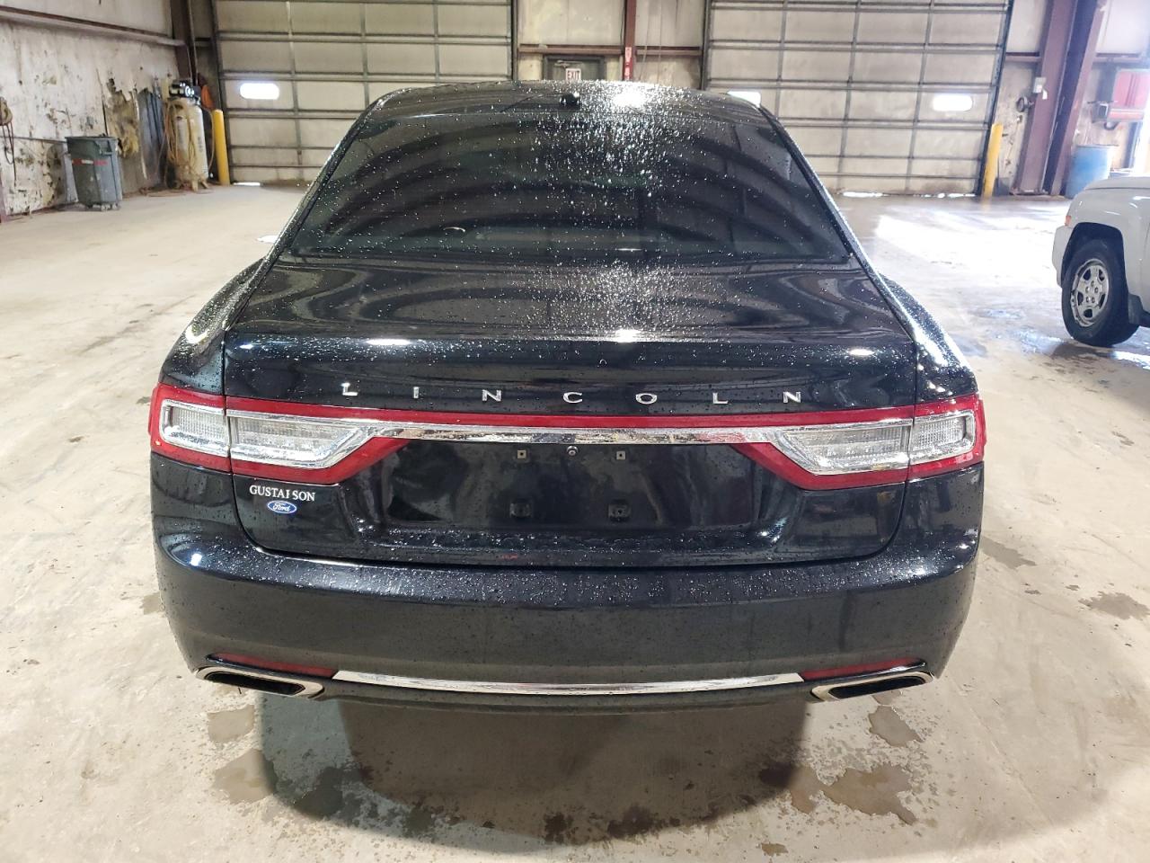 1LN6L9NP0H5620210 2017 Lincoln Continental Reserve