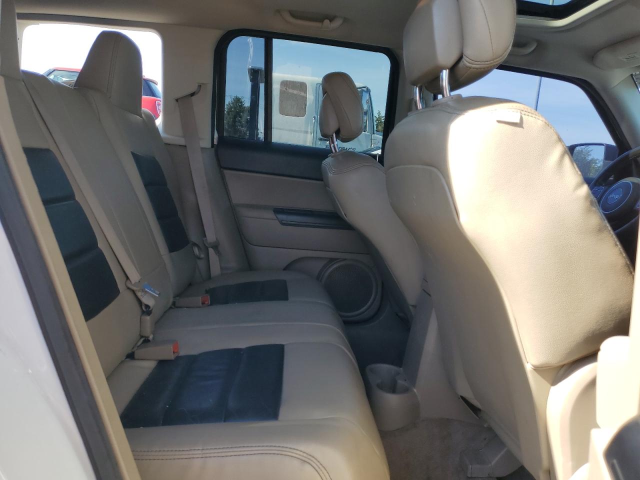 1C4NJRFBXED744155 2014 Jeep Patriot Latitude 1C4NJRFBXED744155 2014 Jeep Patriot Latitude