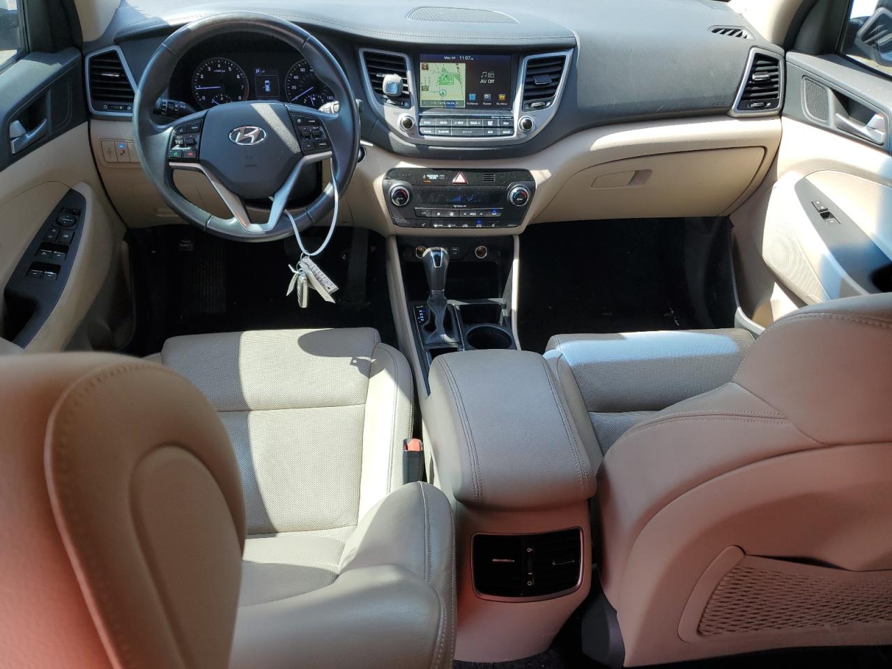 KM8J33A2XGU098577 2016 Hyundai Tucson Limited