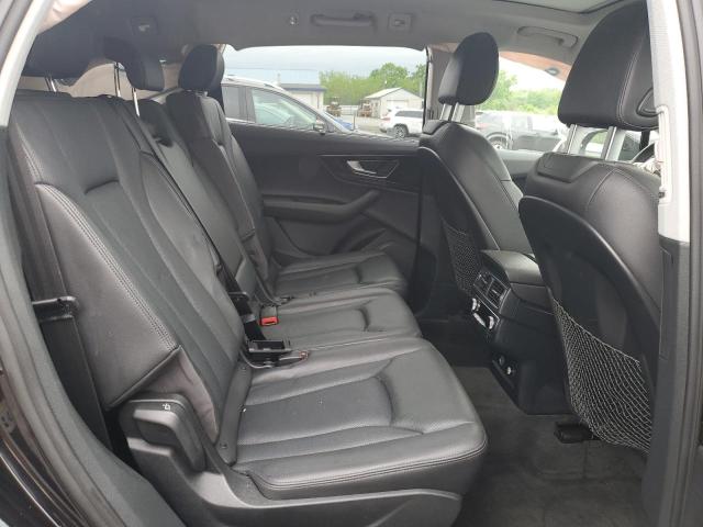 WA1VAAF76JD029956 2018 Audi Q7 Prestige