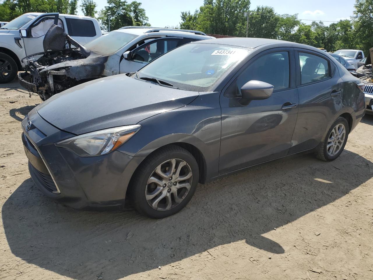 3MYDLBZV4GY100851 2016 Toyota Scion Ia