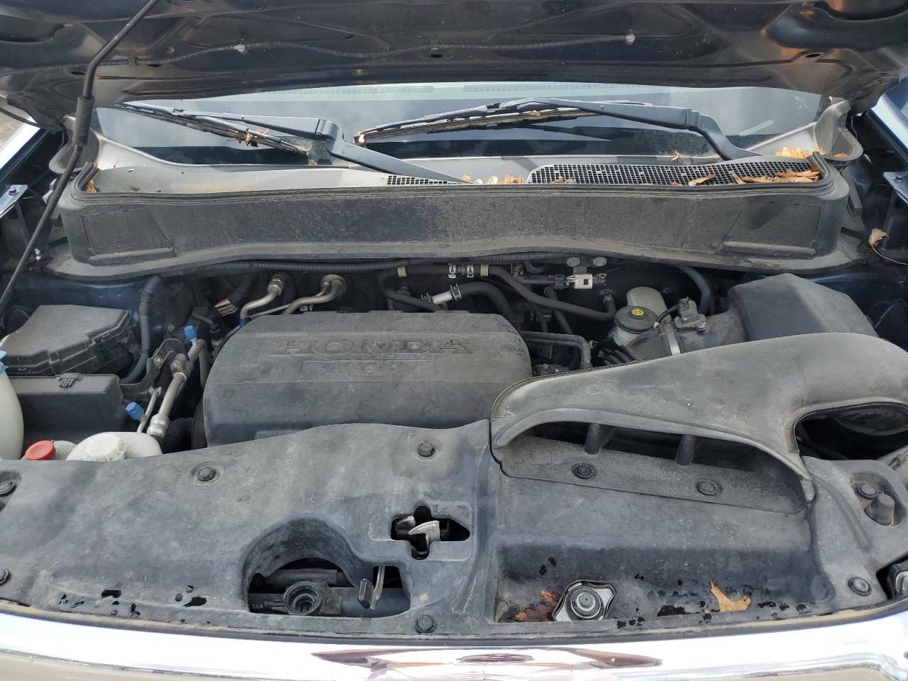 5FNYF4H84AB025361 2010 Honda Pilot Touring