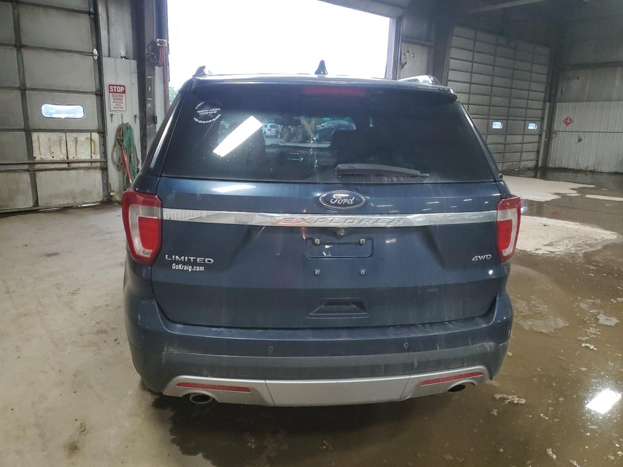 1FM5K8F85HG559779 2017 Ford Explorer Limited