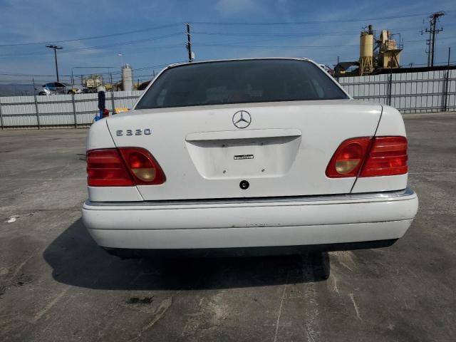 WDBJF65F6WA702179 1998 Mercedes-Benz E 320