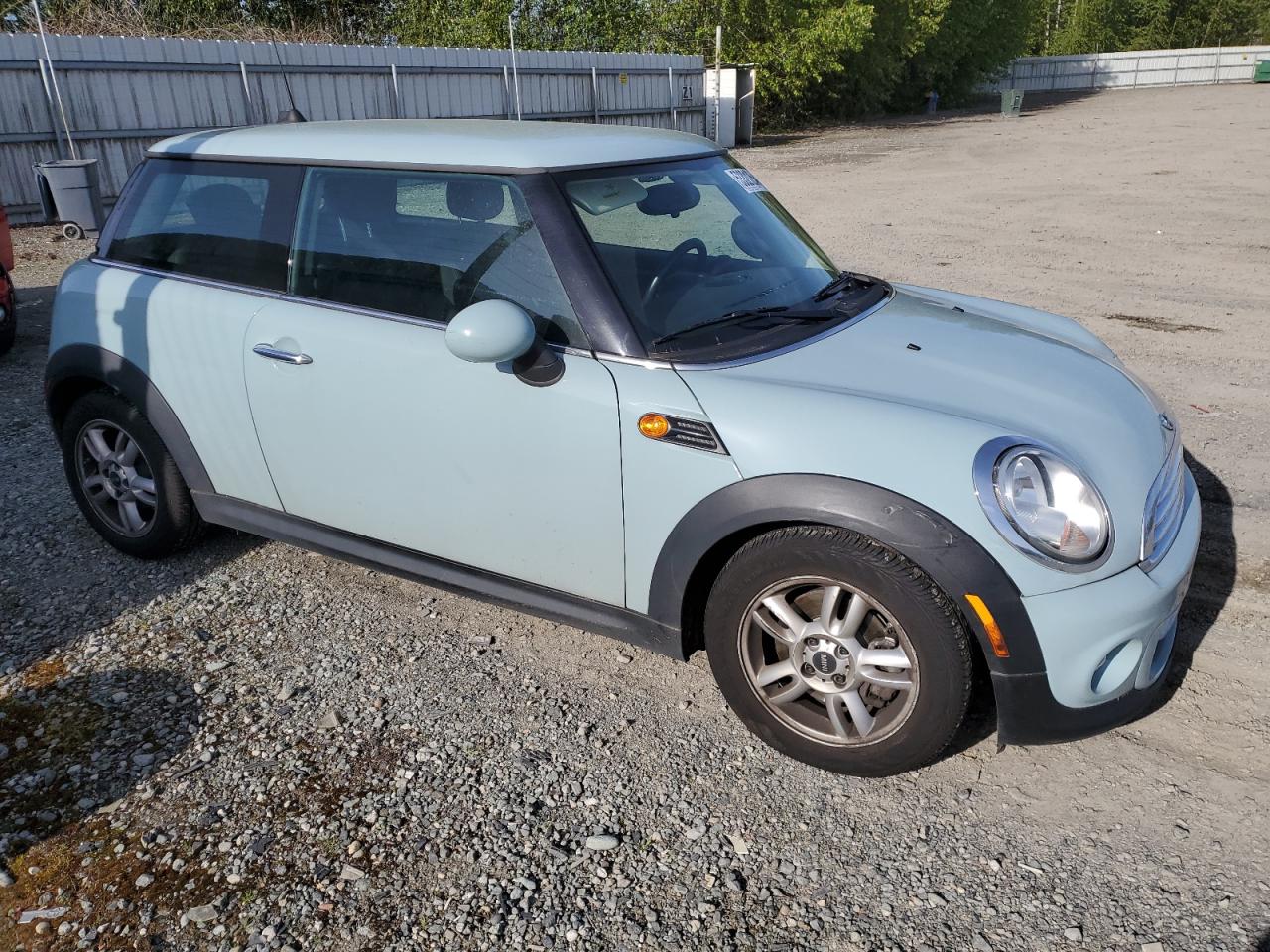 WMWSU3C58BT253572 2011 Mini Cooper