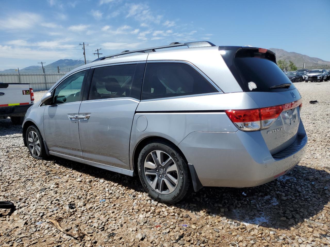 Lot #2811171750 2016 HONDA ODYSSEY TO