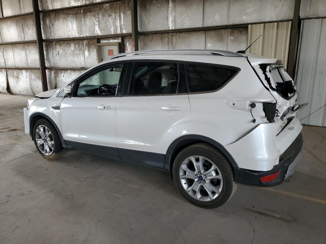 1FMCU0J90GUB73109 2016 Ford Escape Titanium