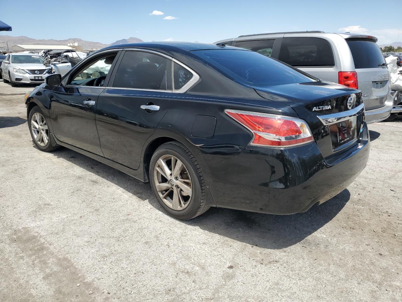 2014 Nissan Altima 2.5 vin: 1N4AL3AP2EN227327