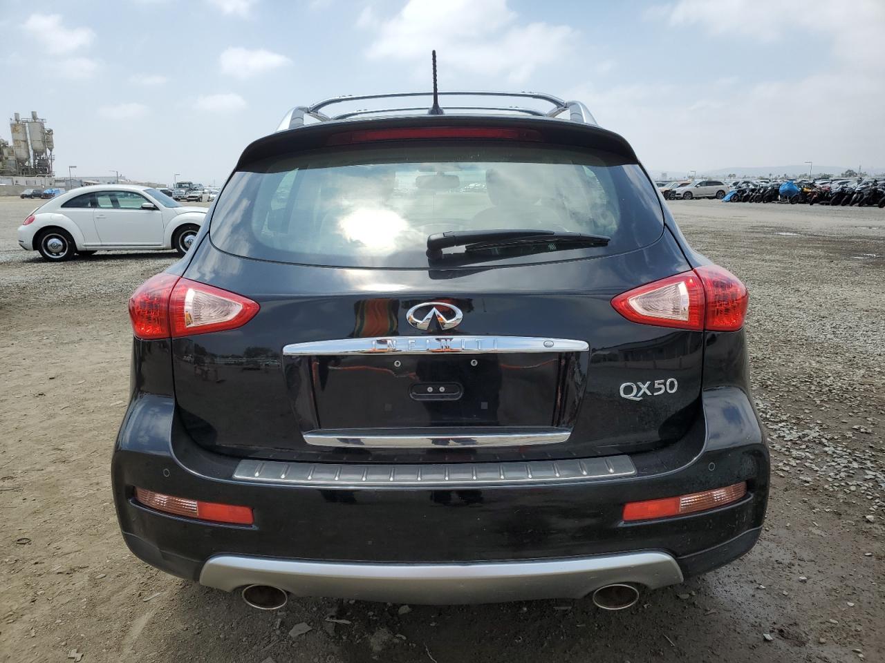 JN1BJ0RP9GM231801 2016 Infiniti Qx50