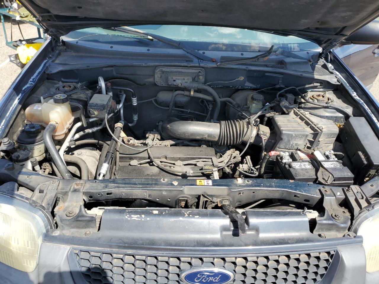 1FMYU02BX3KC36200 2003 Ford Escape Xls