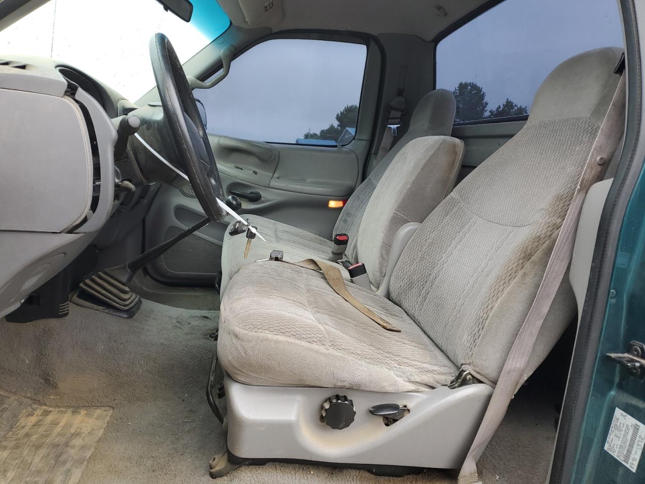 1FTZF1722WKB12993 1998 Ford F150