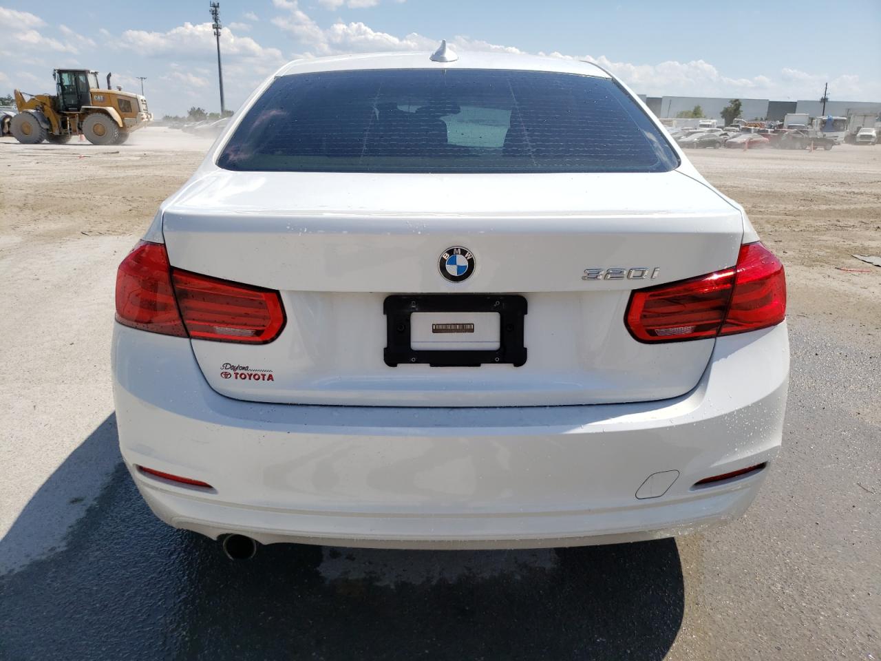 WBA8E1G58GNU10180 2016 BMW 320 I