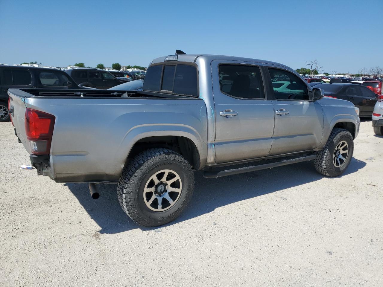 5TFAX5GN3KX139600 2019 Toyota Tacoma Double Cab