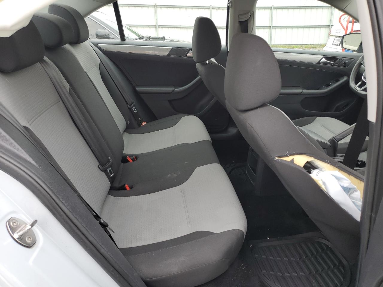 3VW2B7AJ5HM350068 2017 Volkswagen Jetta S