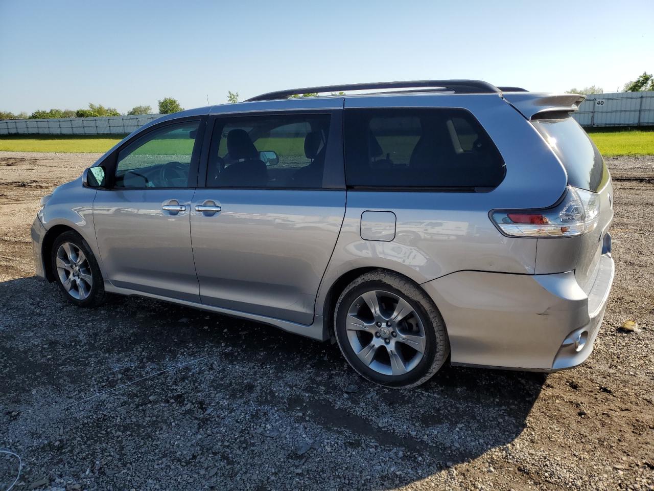 2013 Toyota Sienna Sport vin: 5TDXK3DC1DS371931