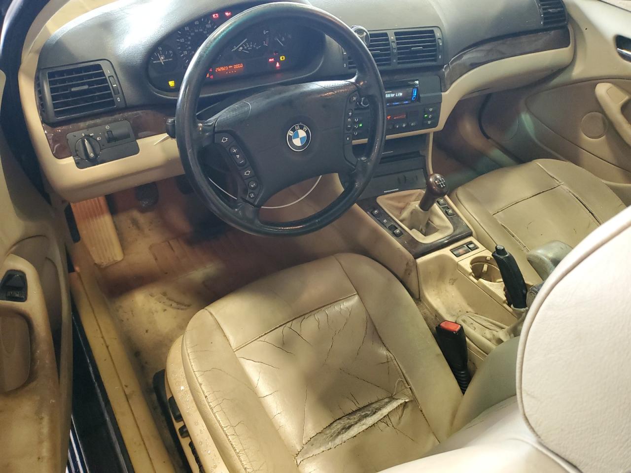 WBAAV33461FV00617 2001 BMW 325 I