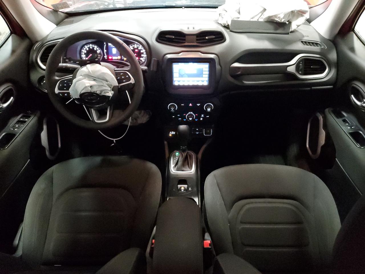 ZACCJBBB1JPG76490 2018 Jeep Renegade Latitude