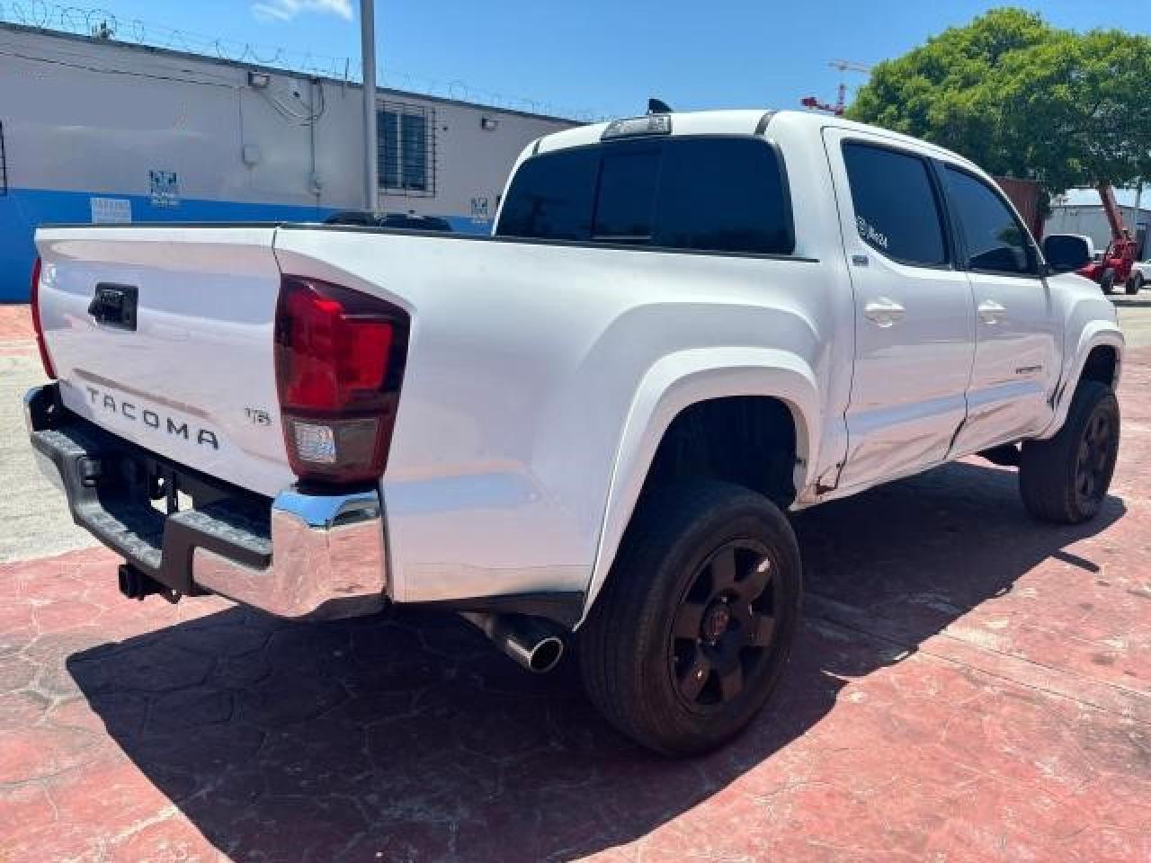 3TMAZ5CN4KM102240 2019 Toyota Tacoma Double Cab