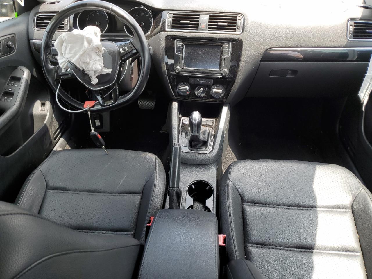 3VWL07AJ7GM382562 2016 Volkswagen Jetta Sel