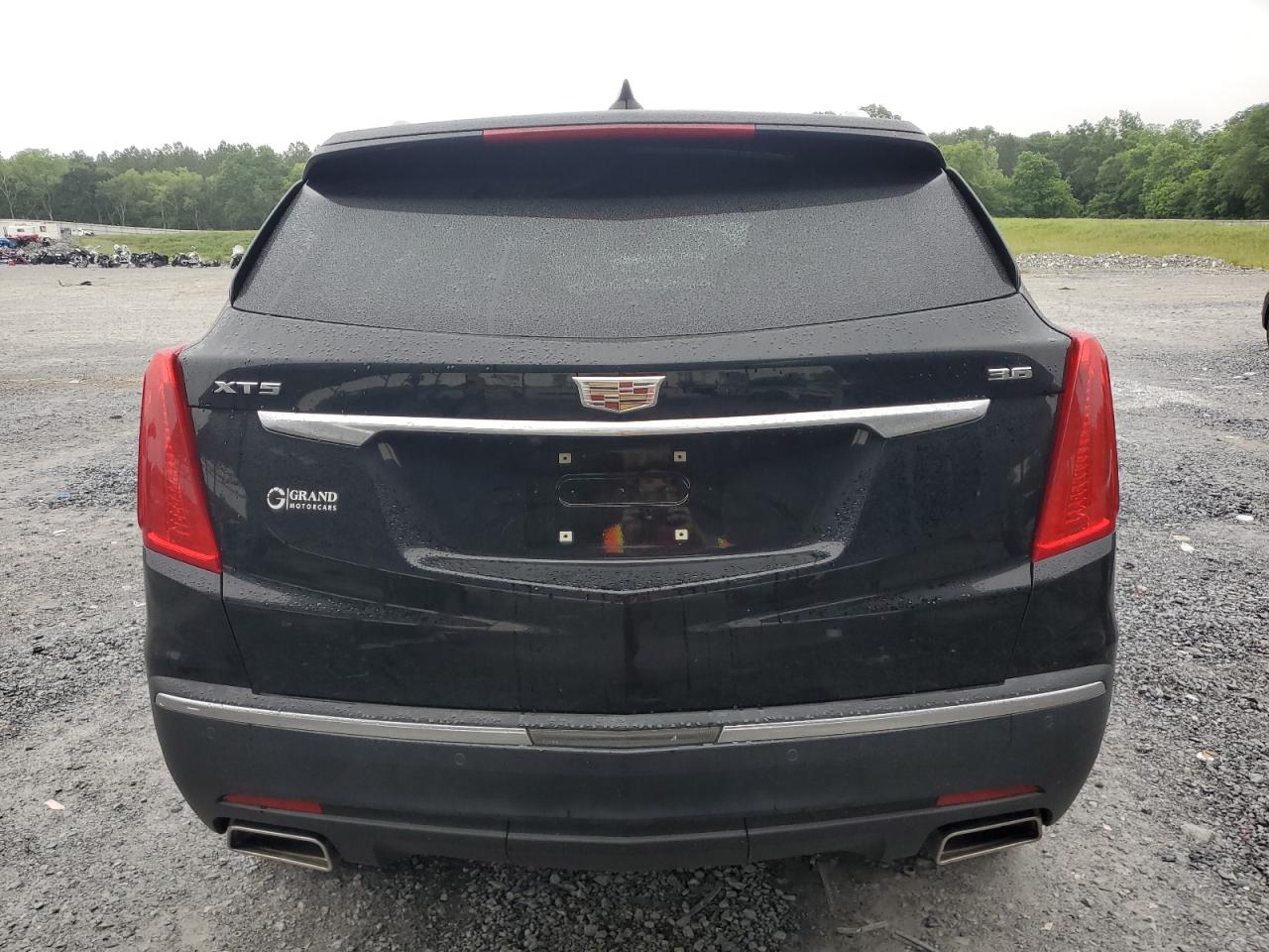 2019 Cadillac Xt5 Premium Luxury vin: 1GYKNERS4KZ235280