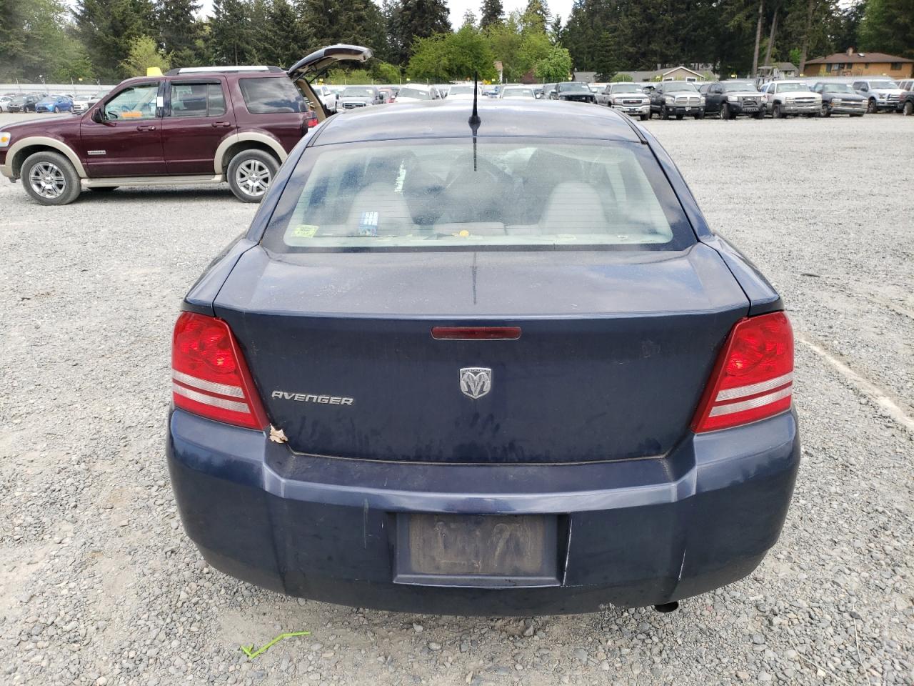 1B3LC46K48N604364 2008 Dodge Avenger Se