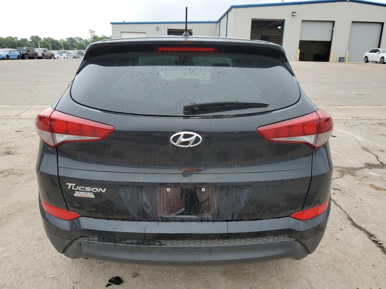 KM8J23A41JU822488 2018 Hyundai Tucson Se