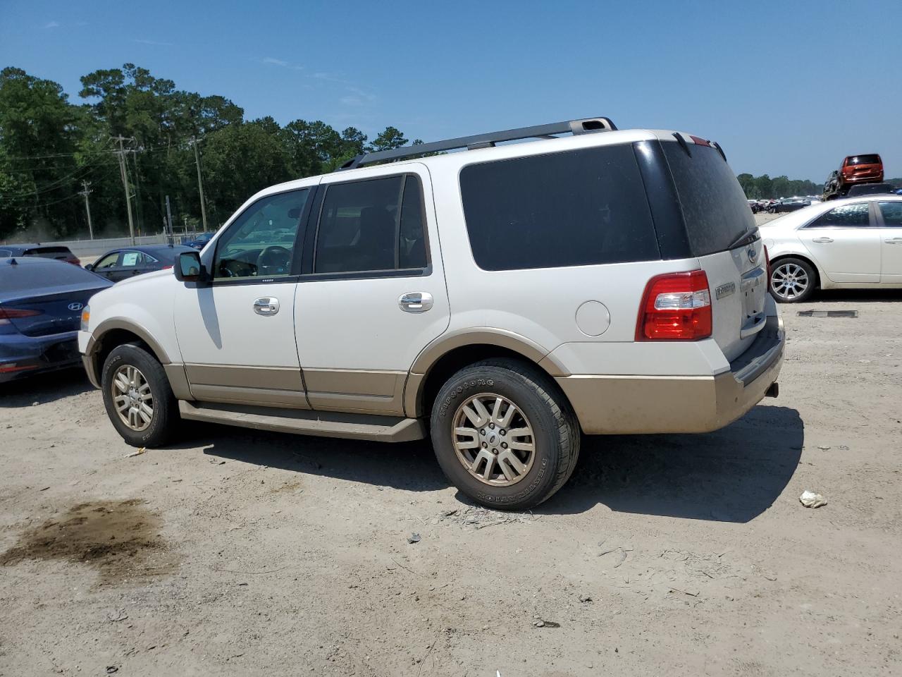 1FMJU1H55BEF23627 2011 Ford Expedition Xlt