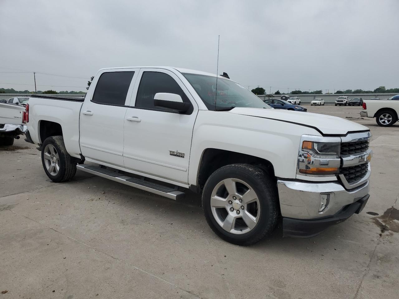 3GCPCRECXJG174877 2018 Chevrolet Silverado C1500 Lt