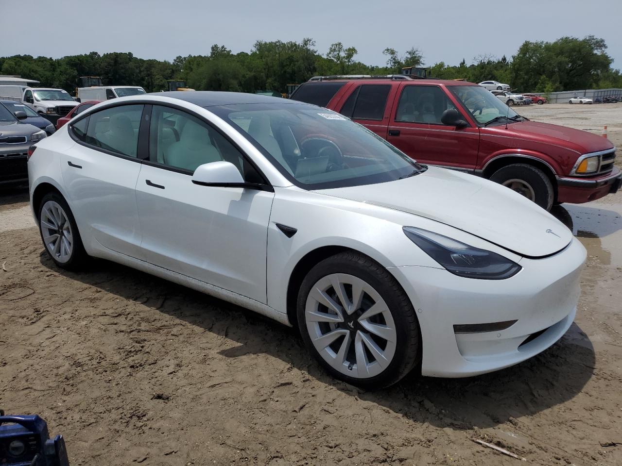 5YJ3E1EA0PF703809 2023 Tesla Model 3