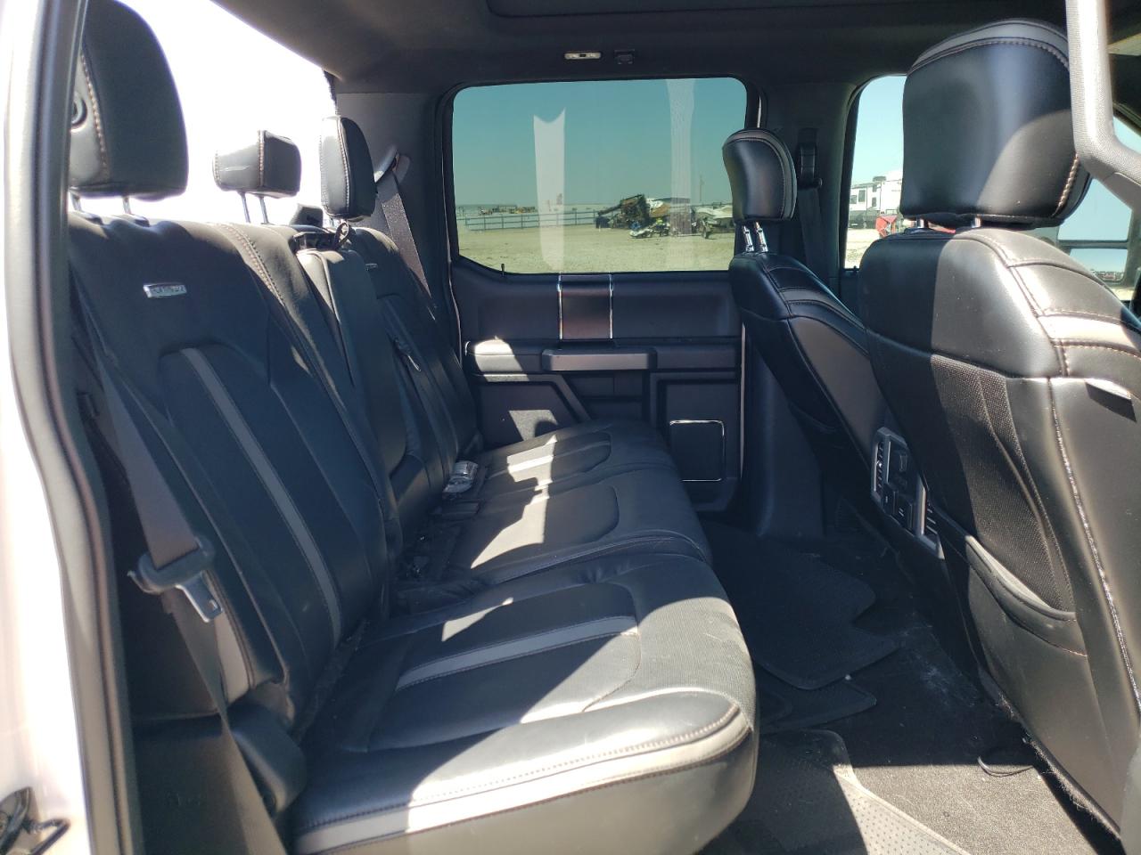 1FT8W3BTXJEB88024 2018 Ford F350 Super Duty