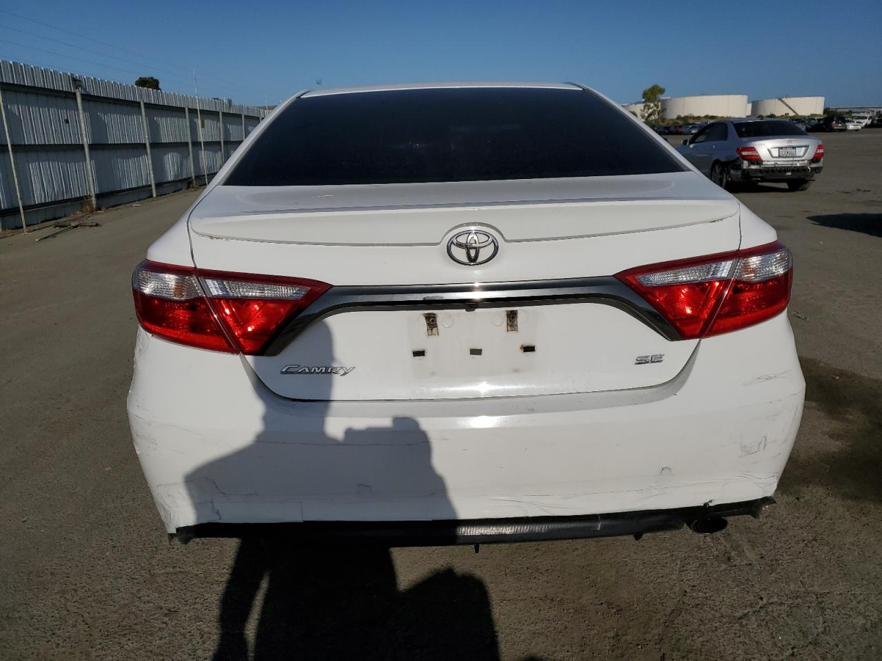 4T1BF1FK6FU921951 2015 Toyota Camry Le