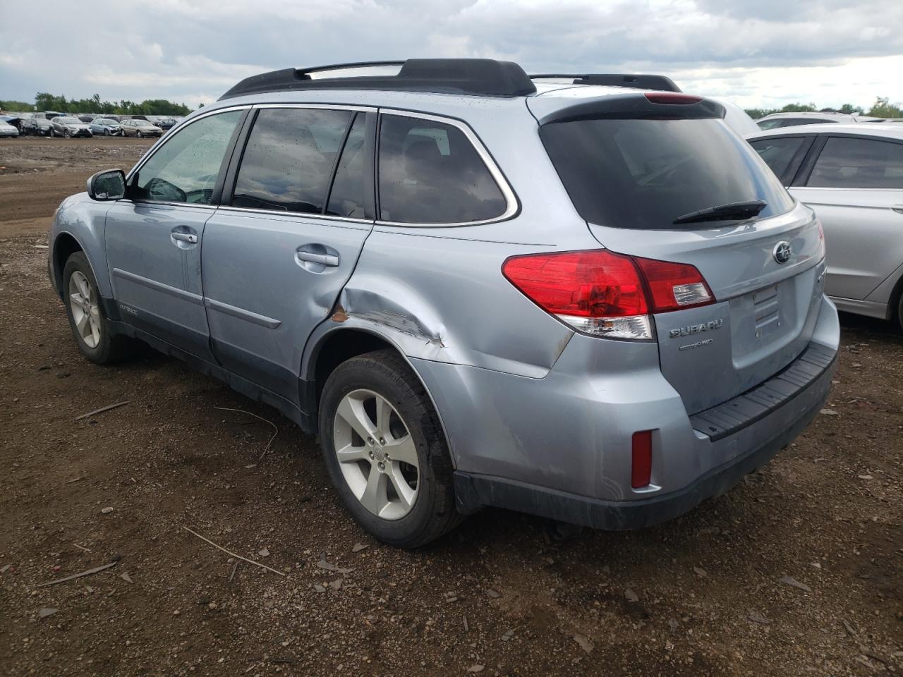 4S4BRCCC0D3272327 2013 Subaru Outback 2.5I Premium