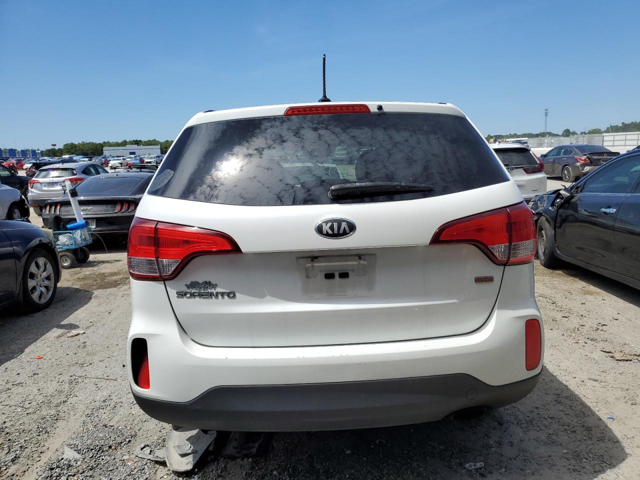 5XYKT3A68EG471691 2014 Kia Sorento Lx