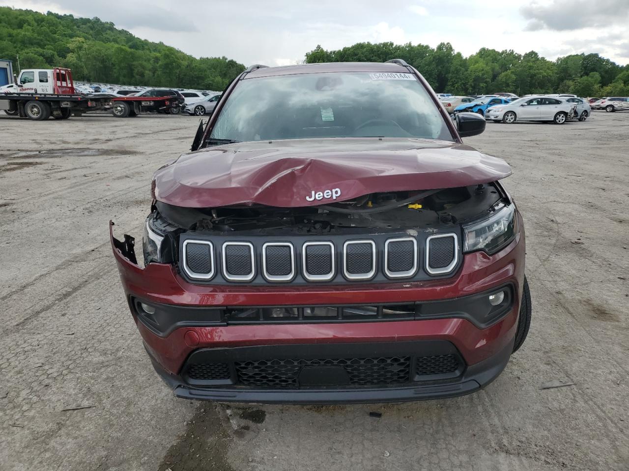 3C4NJDFBXNT128520 2022 Jeep Compass Latitude Lux